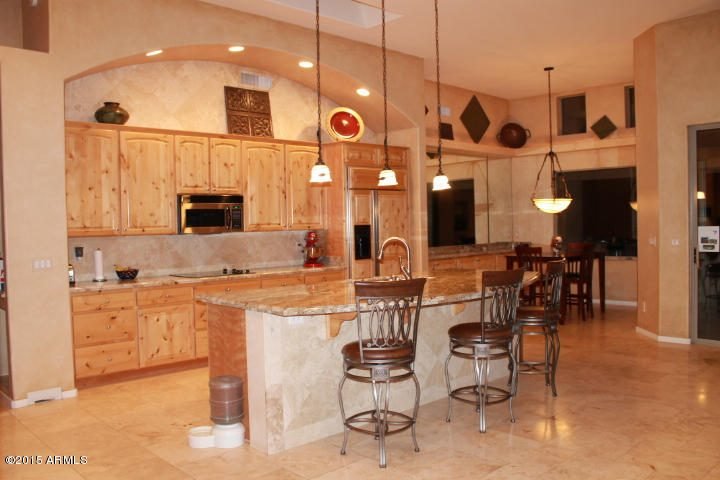 1900 Square feet Flat / Apartment for Sale in F-10, Islamabad - photo 2
