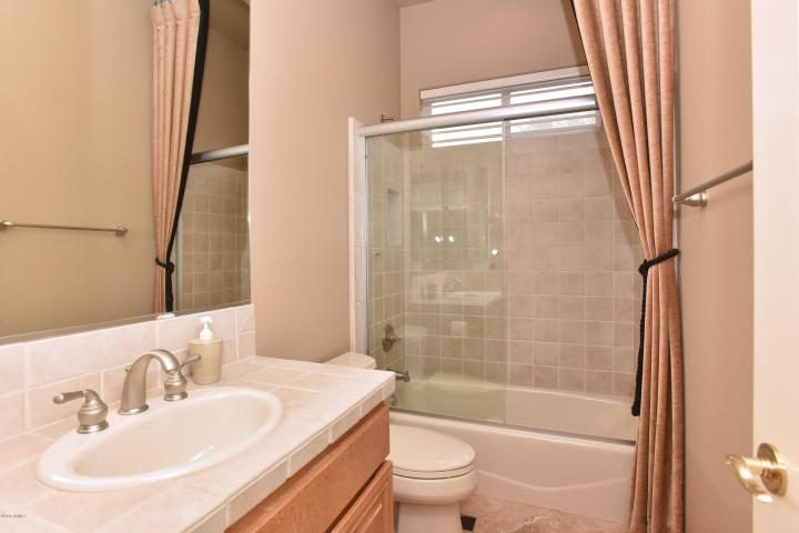 1 Kanal House for Sale in DHA Phase 2, Islamabad - photo 4
